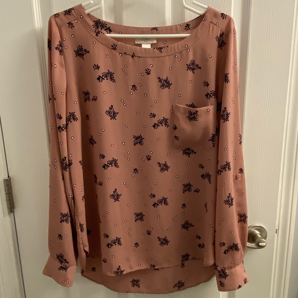 LOFT Outlet Pink & Blue Patterned Long Sleeve Top (size medium)